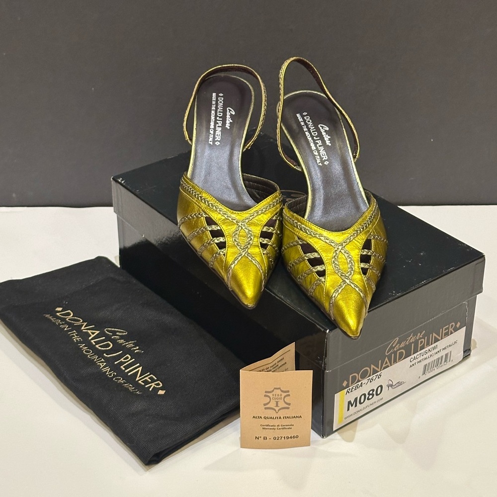 Donald J. Pliner Women's Metallic Gold Heels